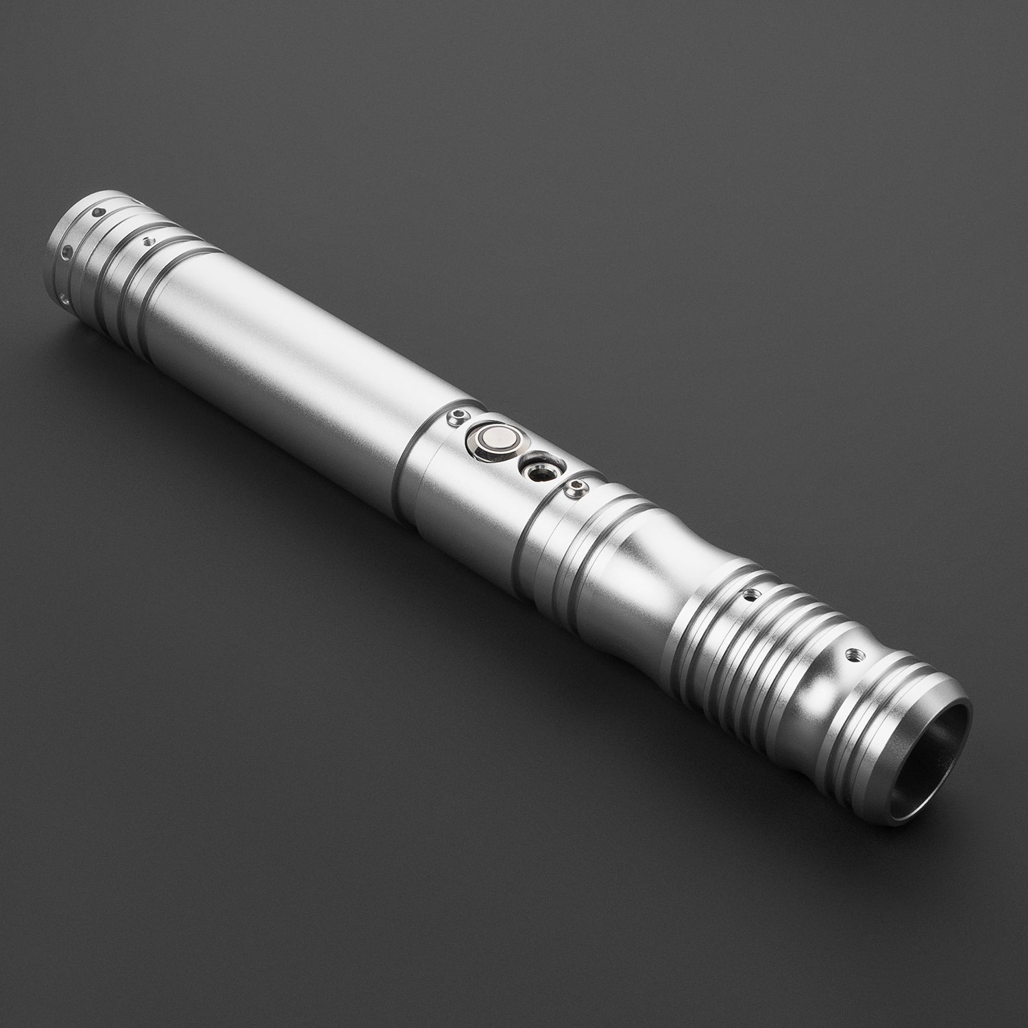 The Fives lightsaber – view 21