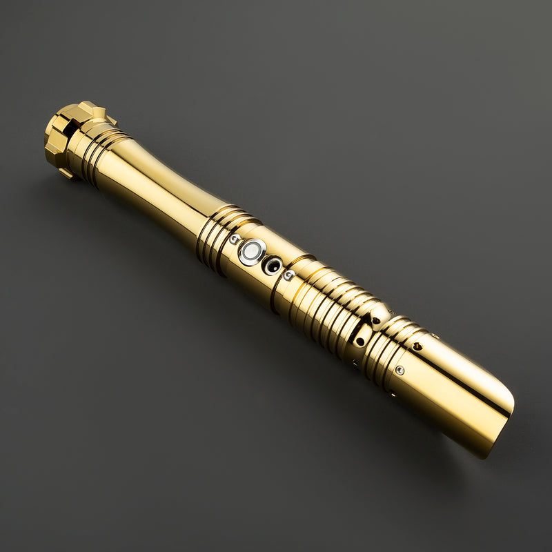 The Cinder lightsaber – view 24