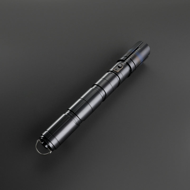 The Qimir Xeno-Pixel lightsaber – view 2