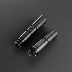 The Qimir Xeno-Pixel lightsaber – view 3