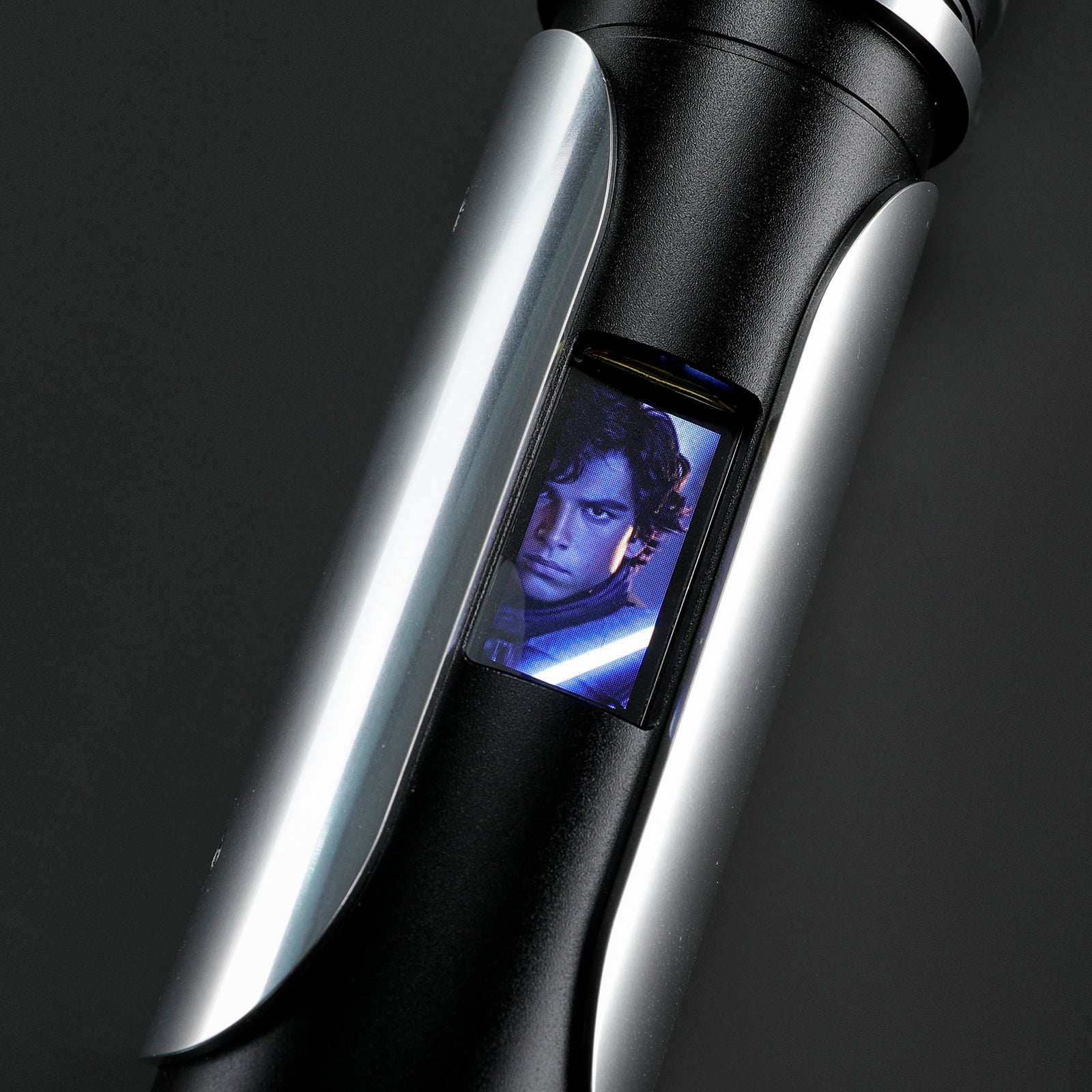 The Lumen lightsaber – view 10