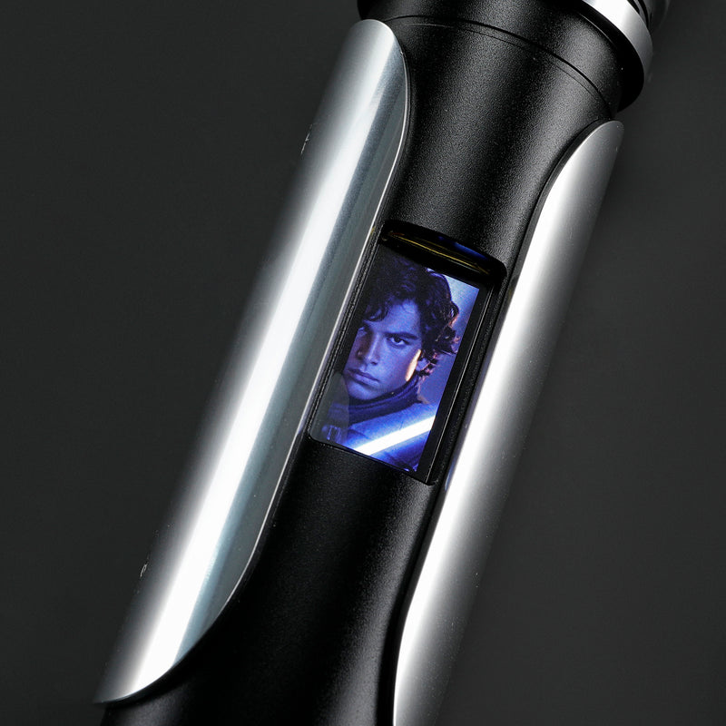 The Lumen lightsaber – view 10