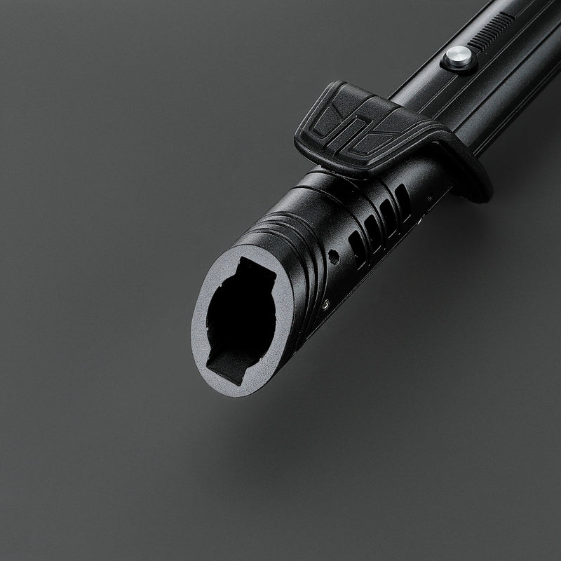 The Vizsla lightsaber – view 13