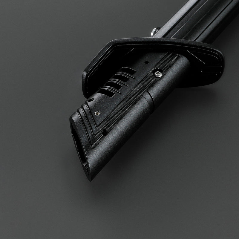 The Vizsla lightsaber – view 14
