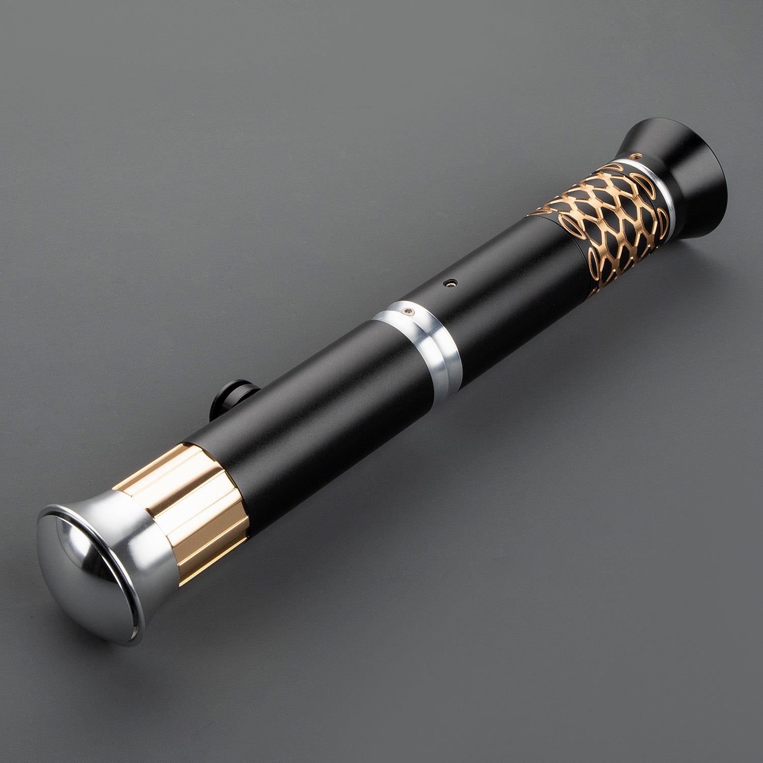 The Justice lightsaber – view 8