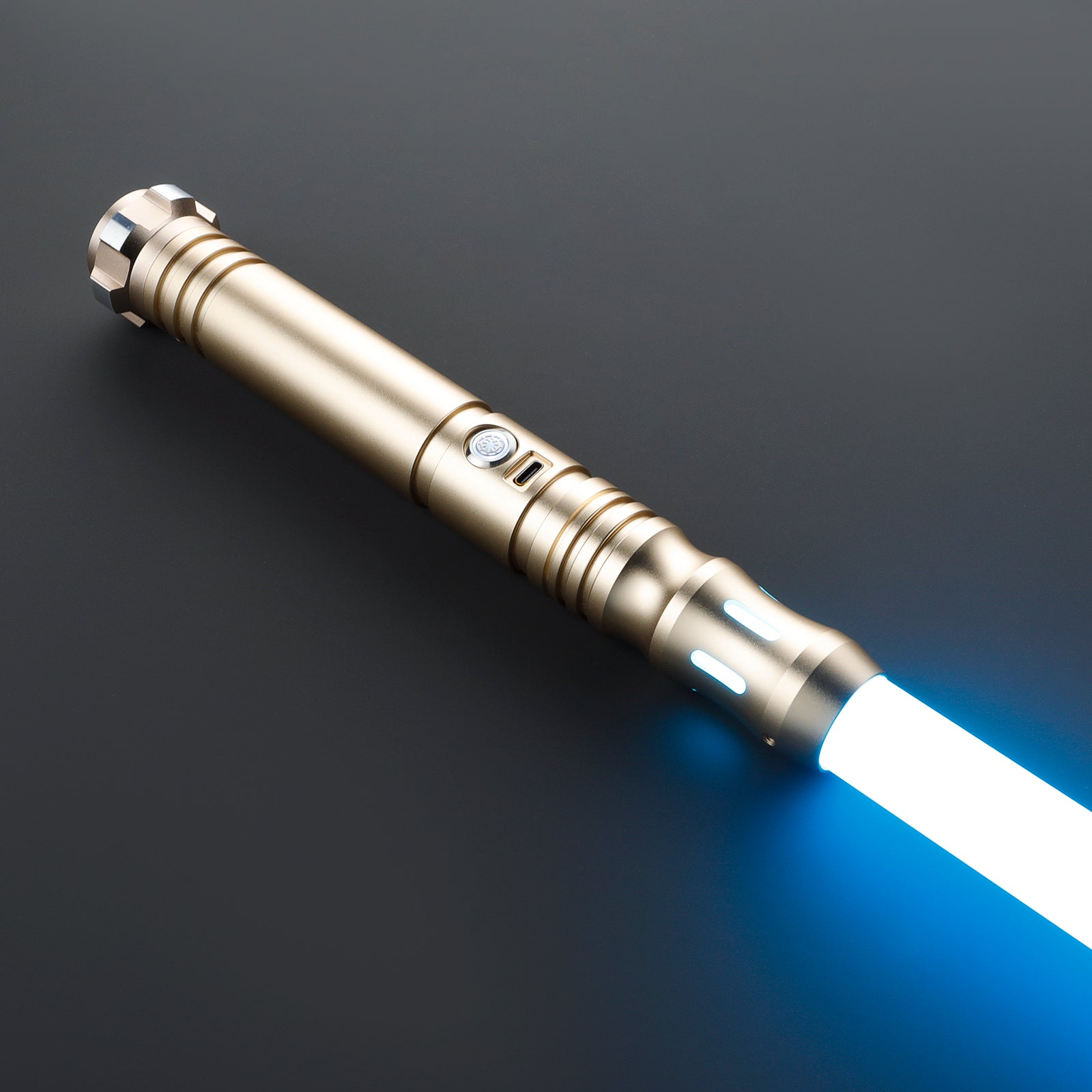 The Prism lightsaber – view 14