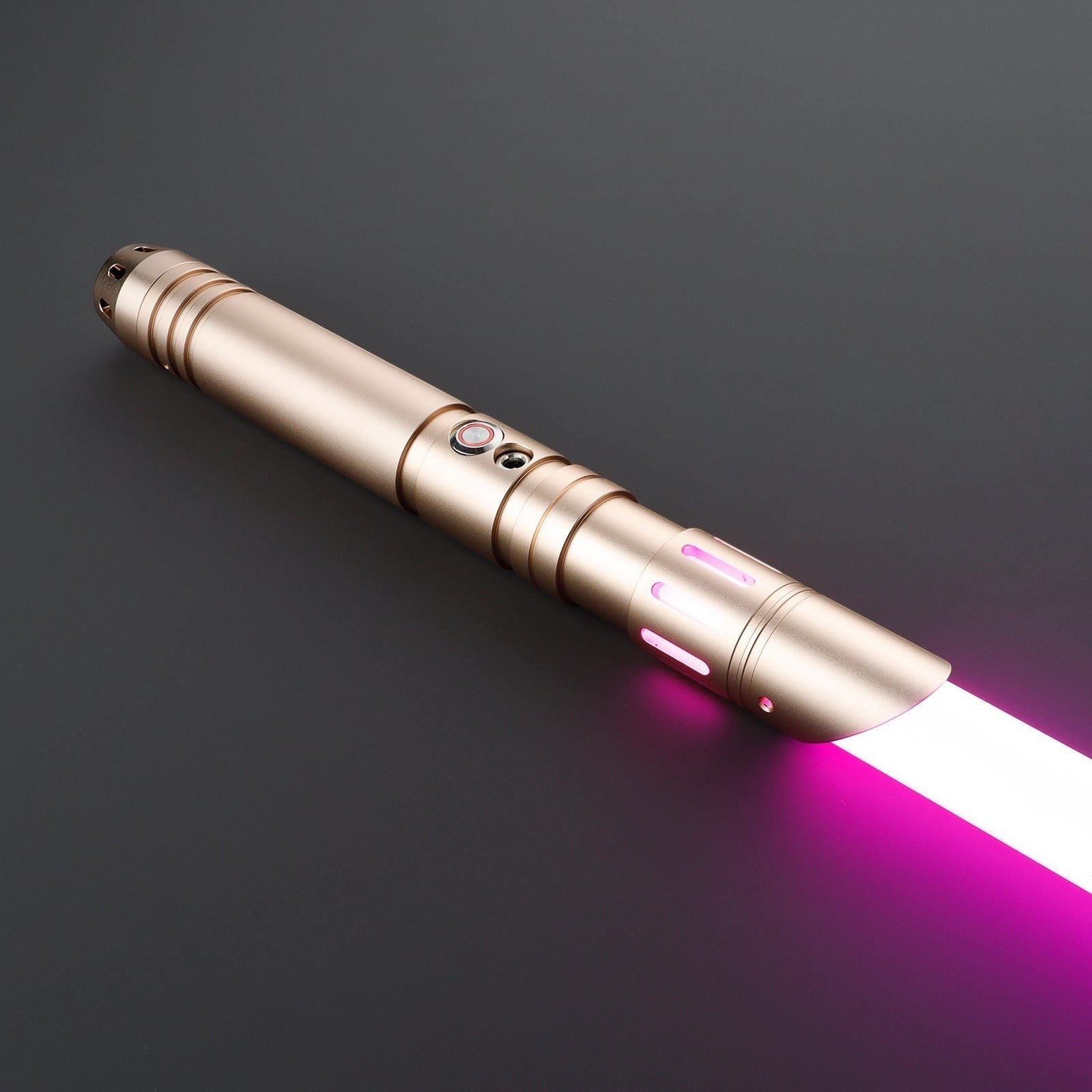 The Facet lightsaber – view 9