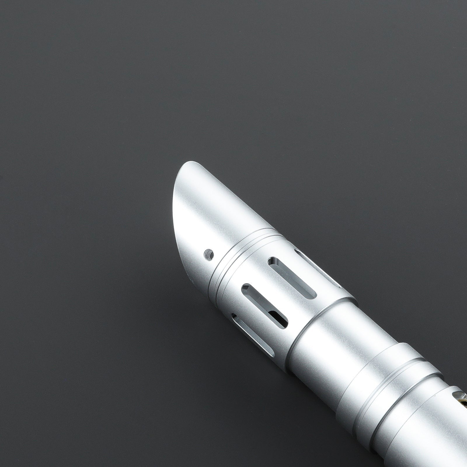 The Facet lightsaber – view 14