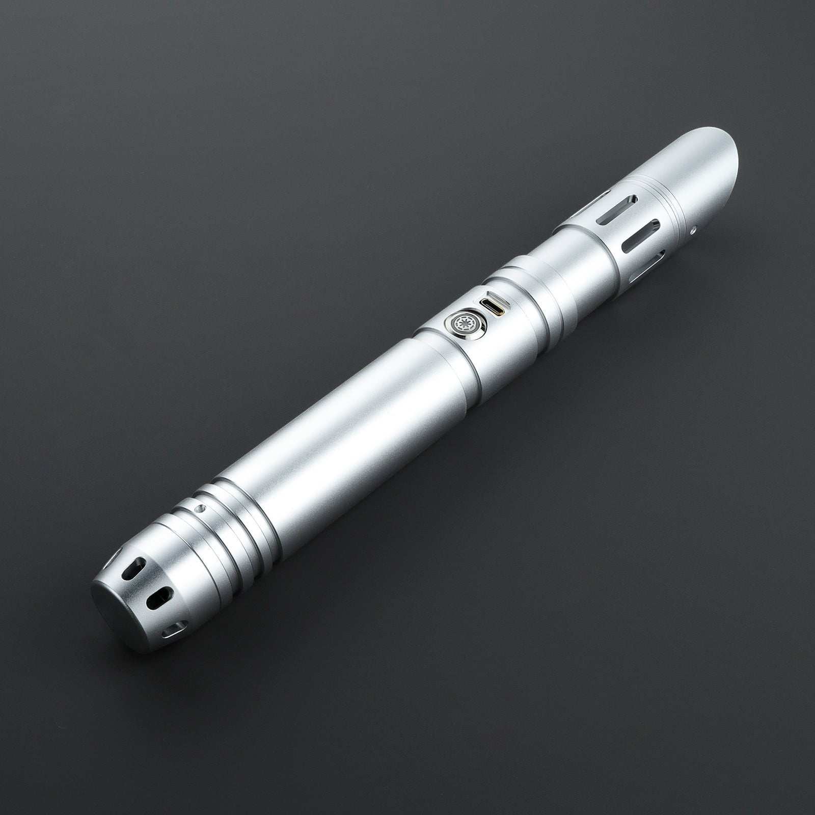 The Facet lightsaber – view 15