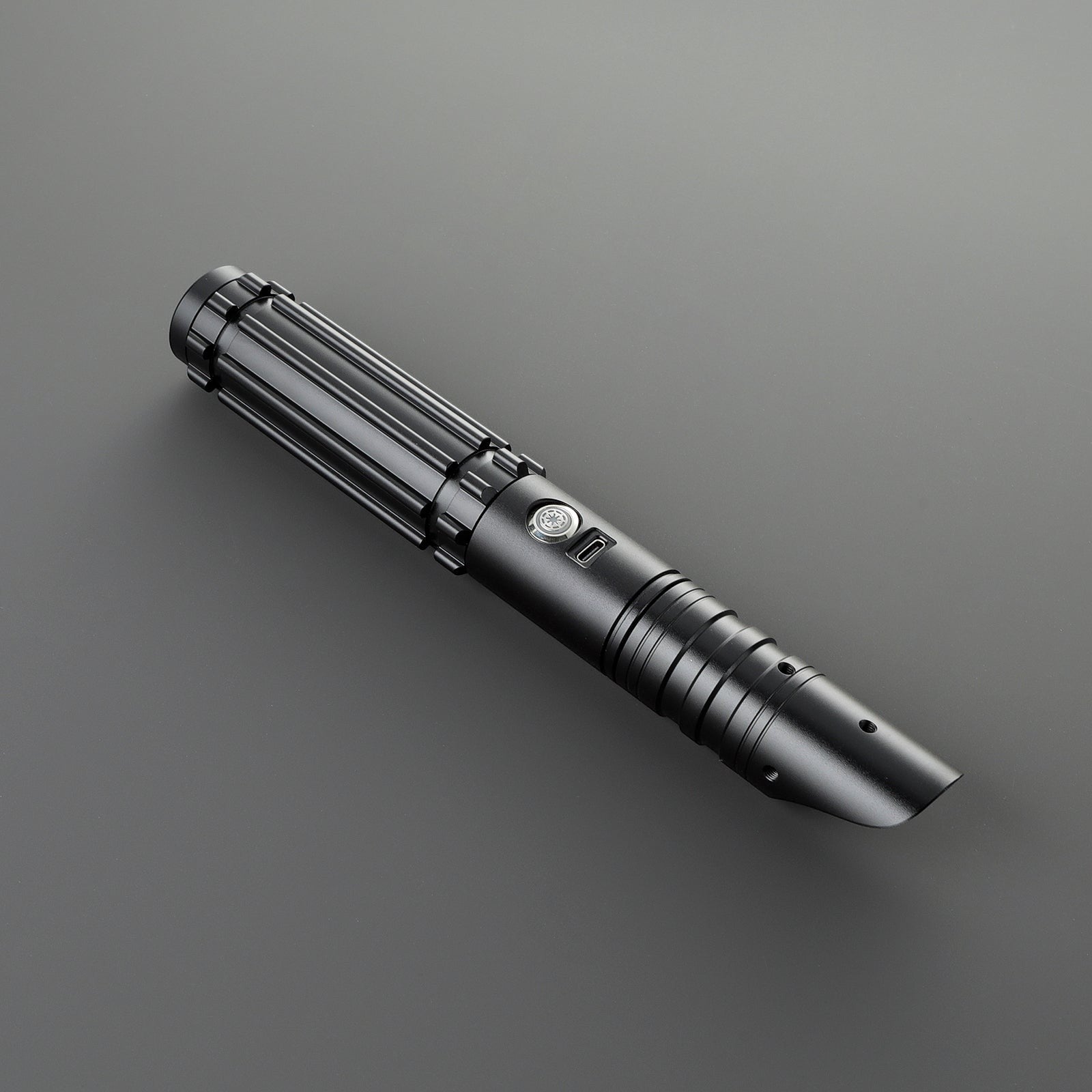 The Shard lightsaber – view 4